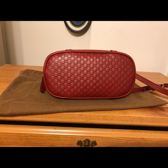 Gucci MicroGuccisima Dome - Picture 6 of 8